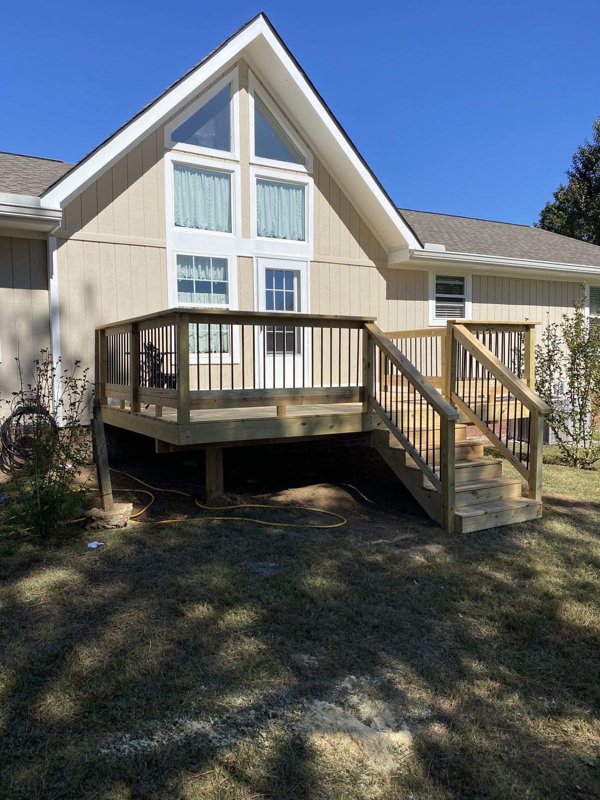 Custom deck built by Top Rock Solutions
