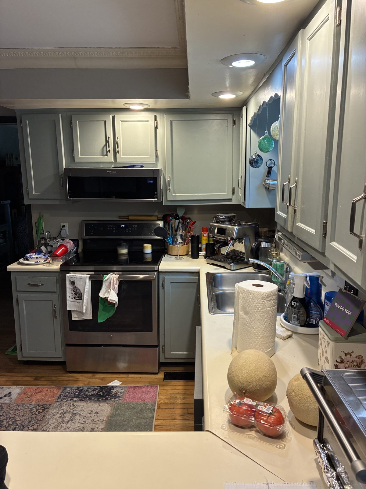 Katie's kitchen before remodel by Top Rock Solutions